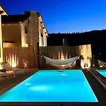Geres Emblematico - Piscina & Jacuzzi *