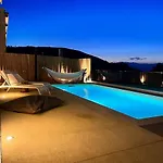 别墅 Geres Emblematico - Piscina & Jacuzzi Venda Nova (Villa Real)