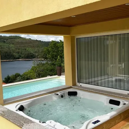 Geres Emblematico - Piscina & Jacuzzi Villa