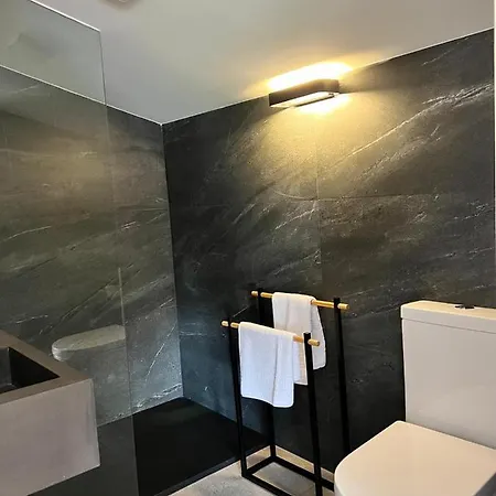 Geres Emblematico - Piscina & Jacuzzi