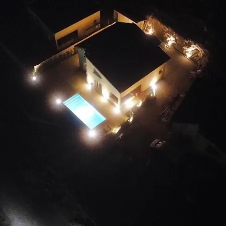 Geres Emblematico - Piscina & Jacuzzi * Venda Nova (Villa Real)