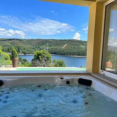 فيلة Geres Emblematico - Piscina & Jacuzzi