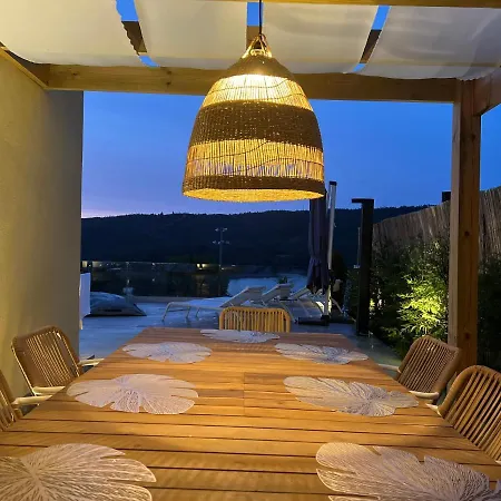 Geres Emblematico - Piscina & Jacuzzi Villa