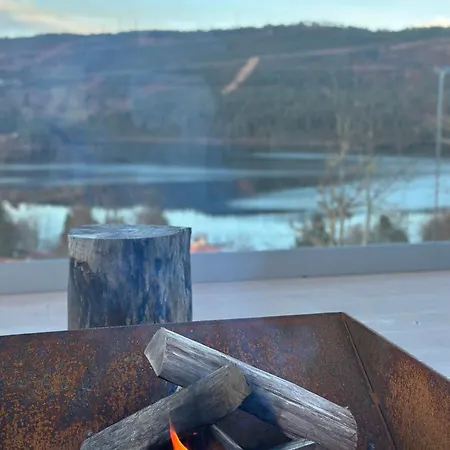 Geres Emblematico - Piscina & Jacuzzi Venda Nova (Villa Real)