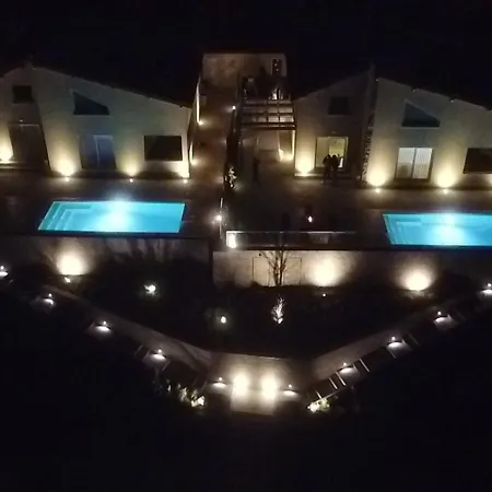Geres Emblematico - Piscina & Jacuzzi Villa Venda Nova (Villa Real)