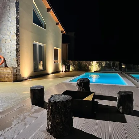 Geres Emblematico - Piscina & Jacuzzi ヴィラ *
