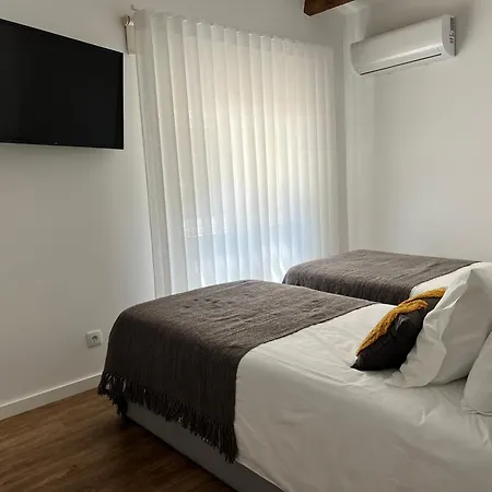 Geres Emblematico - Piscina & Jacuzzi فيلة Venda Nova (Villa Real)