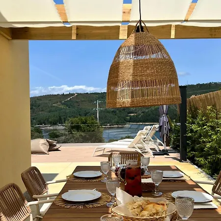 Geres Emblematico - Piscina & Jacuzzi فيلة Venda Nova (Villa Real)