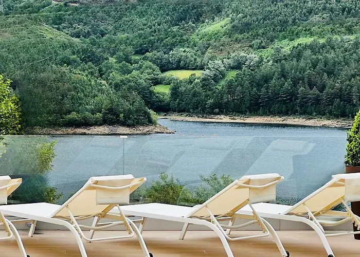 Geres Emblematico - Piscina & Jacuzzi 别墅 Venda Nova (Villa Real)