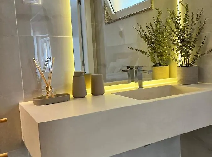 Geres Emblematico - Piscina & Jacuzzi 别墅 *