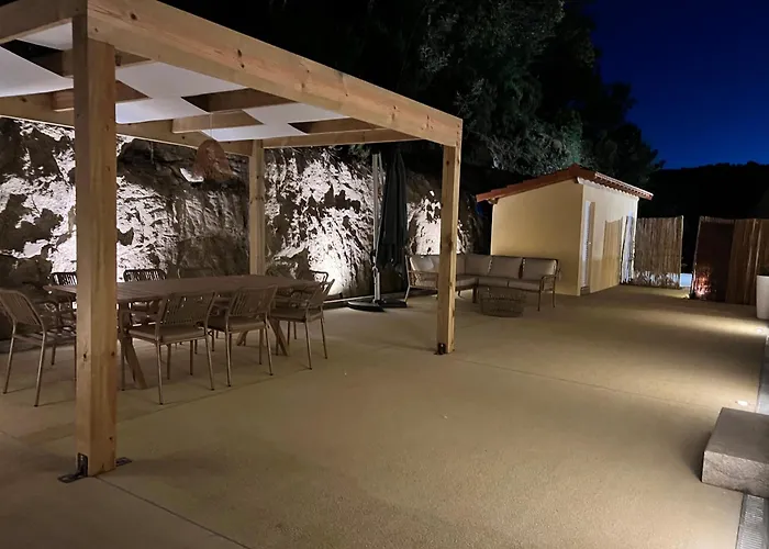 Geres Emblematico - Piscina & Jacuzzi *